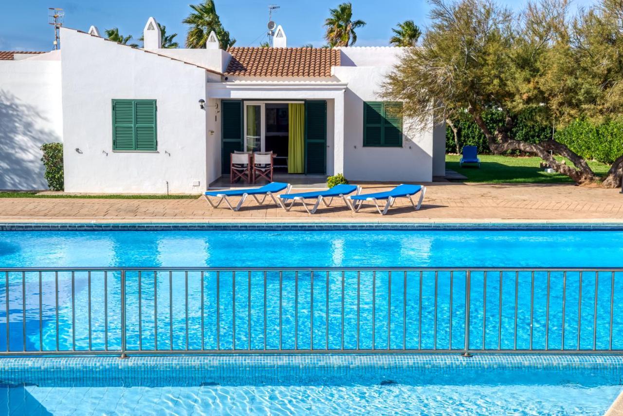 Apartamentos Las Golondrinas Cala'N Bosch  Exterior foto
